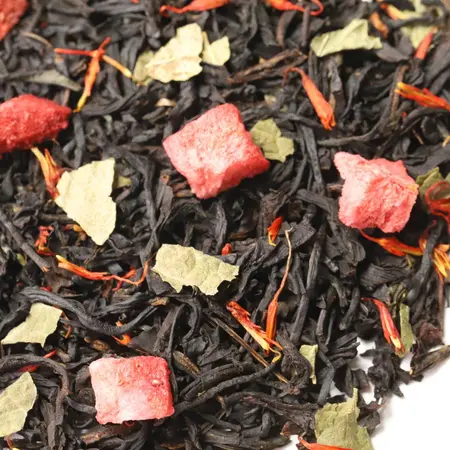 Чай черный Клубника со сливками в чайном магазине BestTea, фото , изображение 2