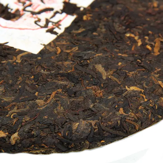 Чай пуэр Haiwan Tea Высокое дерево 7578, Шу, блин 357 г в чайном магазине BestTea, фото , изображение 3