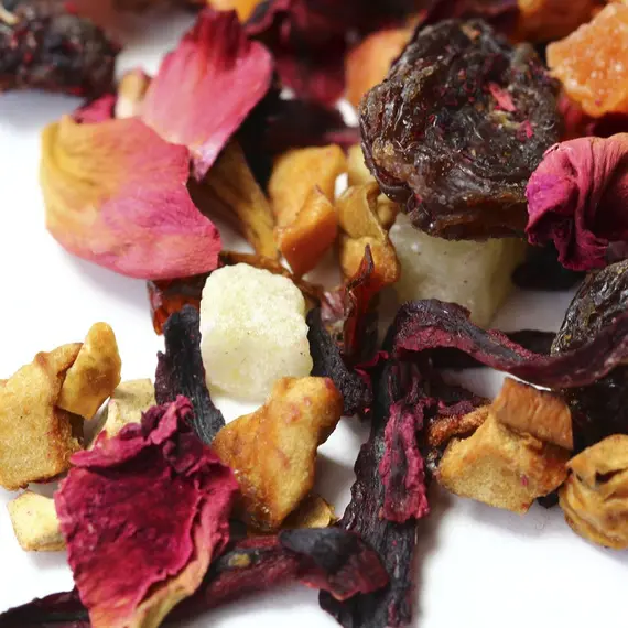 Чай фруктовый Веселый фрукт, ароматизированный в чайном магазине BestTea, фото , изображение 3