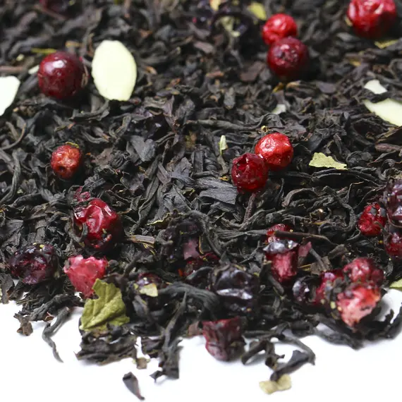 Чай черный Брусника с миндалем в чайном магазине BestTea, фото , изображение 3