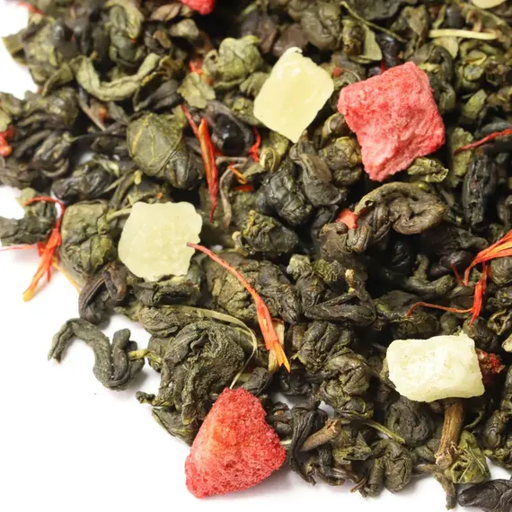 Чай зеленый Земляника со сливками, ароматизированный в чайном магазине BestTea, фото , изображение 4