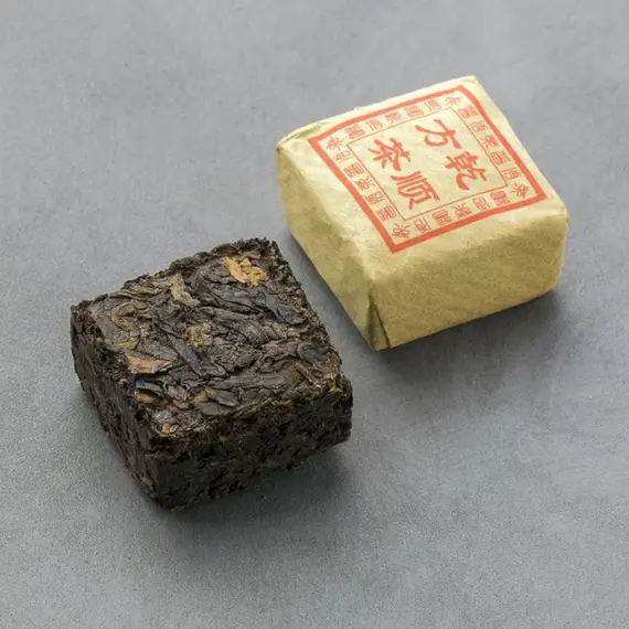 Чай пуэр То Ча Квадратик, Шу 8 г в чайном магазине BestTea, фото , изображение 7